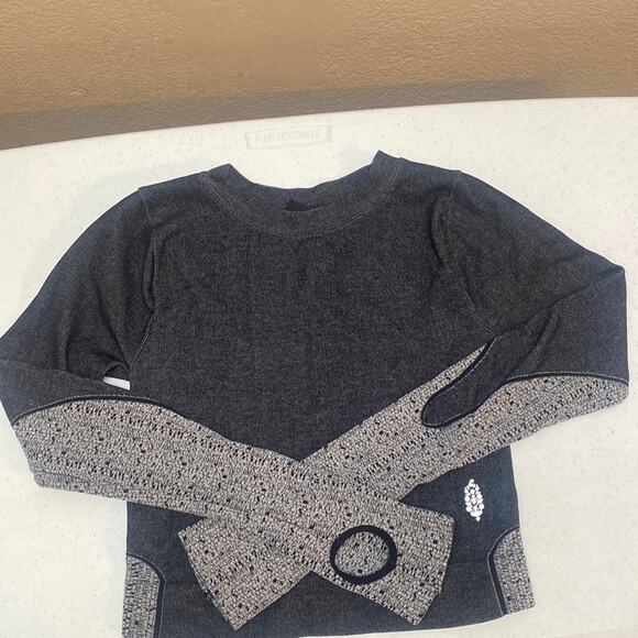 Free People Movement cropped long sleeved top - Picture 1 of 4
